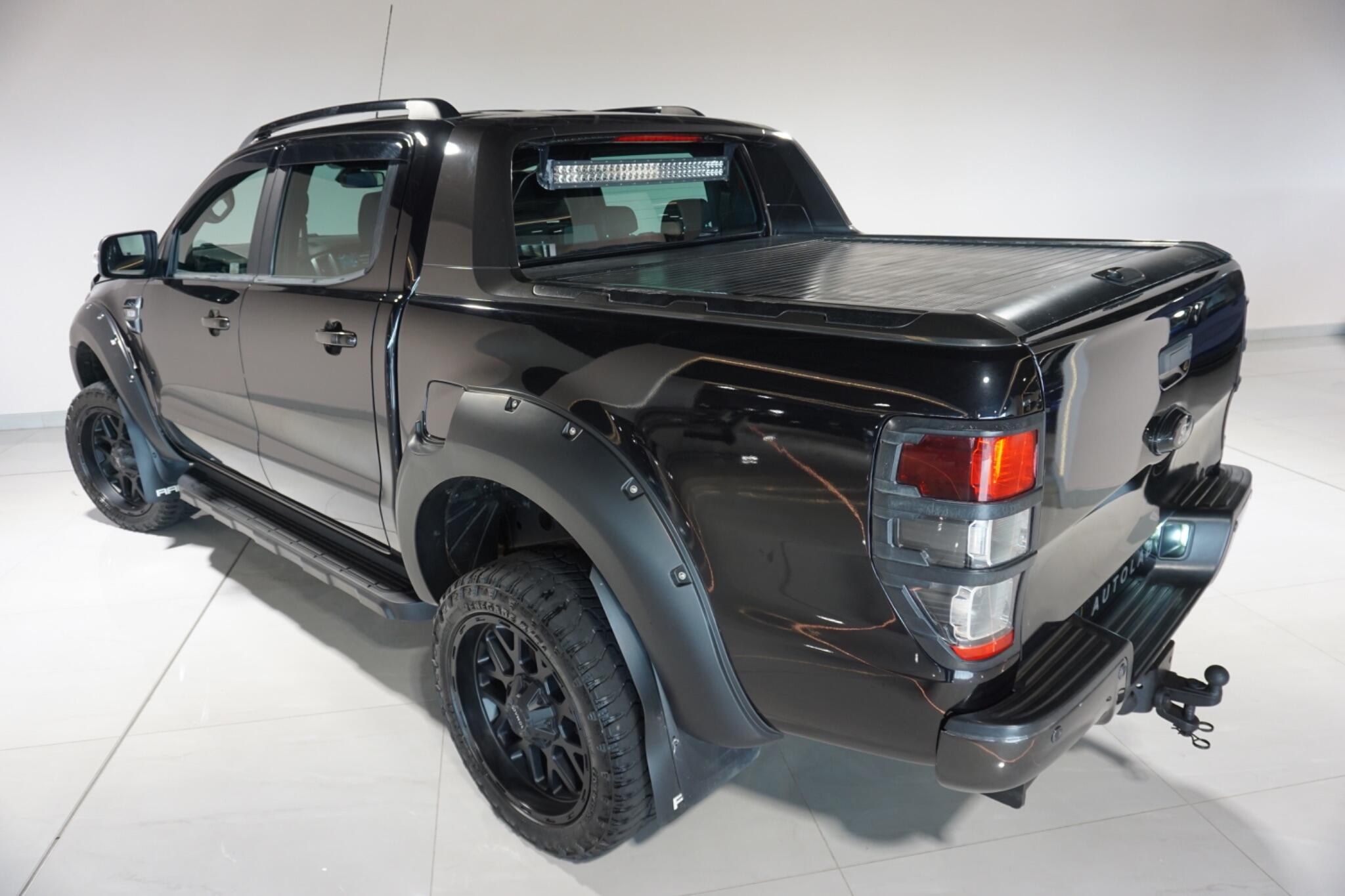 Ford Ranger 3.2 TDCi Wildtrak Pickup Double Cab 4dr Diesel Auto 4WD Euro 5 (200 ps)
